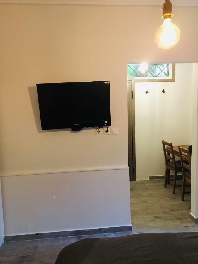 Anastasis Apartment In Palaio Faliro Athene Buitenkant foto
